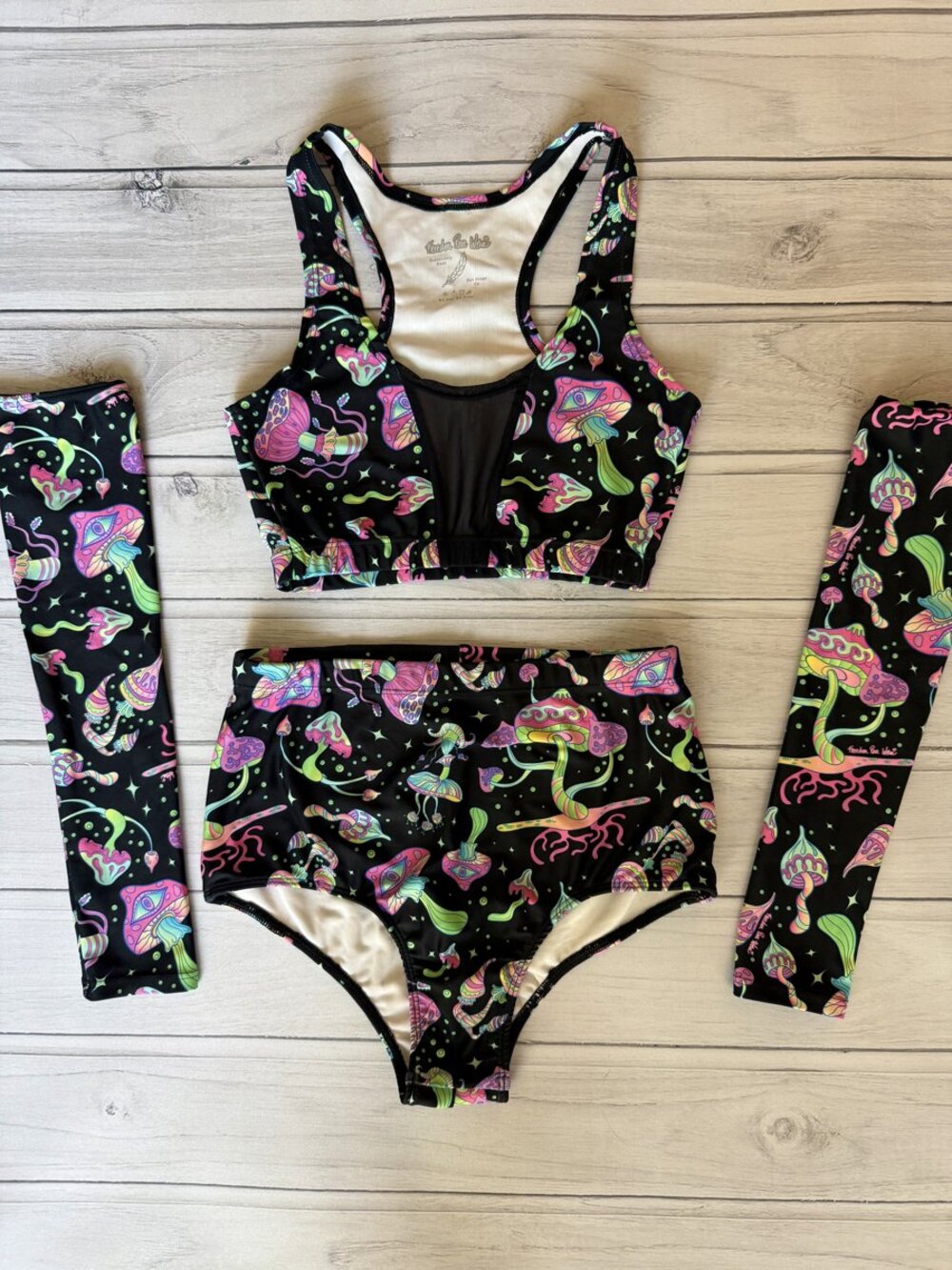 Freedom Rave Wear Mushies Set | NWOT | SMAL